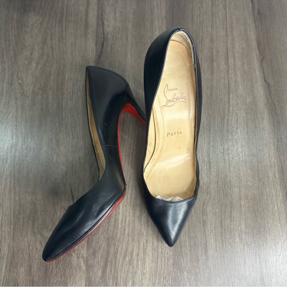 Christian Louboutin Apostrophy pumps